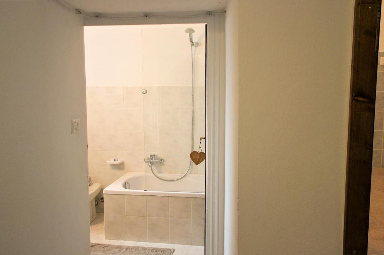 Tre Terre Ferienwohnung Pianello Del Lario Exterior photo