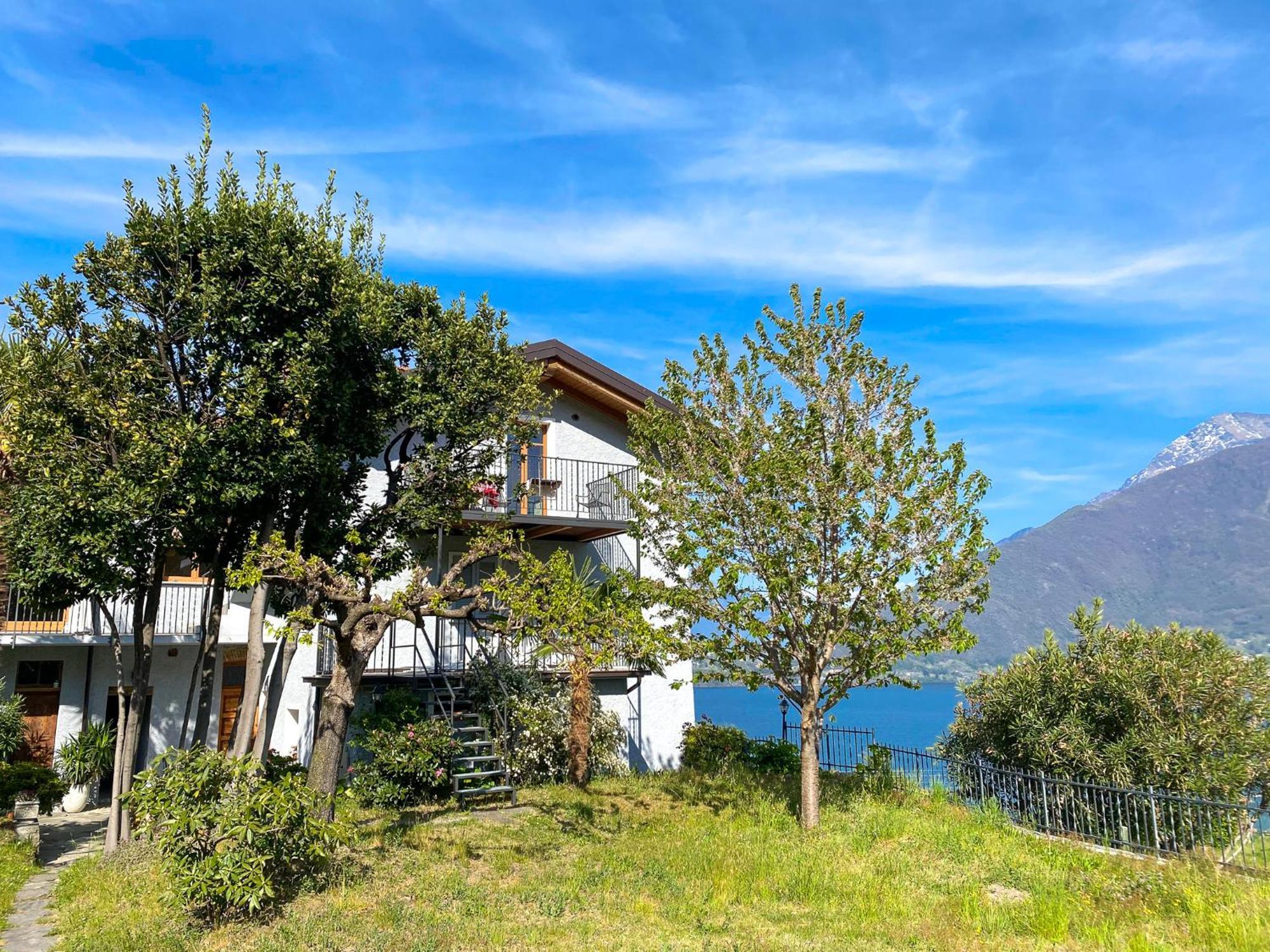 Tre Terre Ferienwohnung Pianello Del Lario Exterior photo